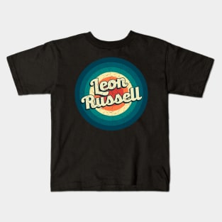 Graphic Leon Name Retro Vintage Circle Kids T-Shirt